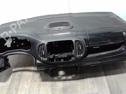 Used Dashboard Dashboard FIAT 500L (351_, 352_) 1.3 D Multijet (199.LYM11, 199.LYM1A) (95 hp) 30537404 30537404