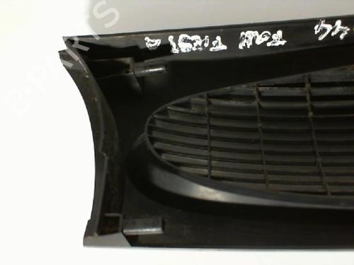 Grille FORD FIESTA IV (JA_, JB_) 1.25 i 16V | BP21850522C40 