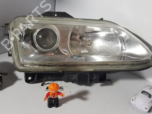Used Right headlight RENAULT ESPACE III (JE0_) 2.2 dCi (JE0K) (130 hp) 25273978