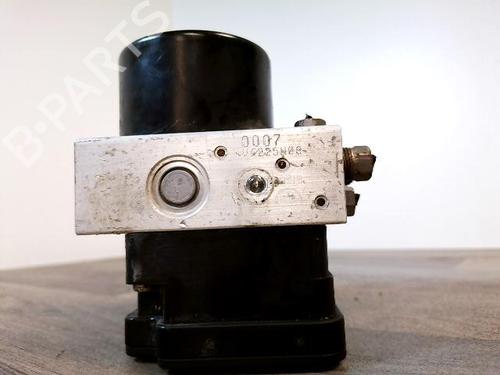 Used ABS pump ABS pump CITROËN C2 (JM_) 1.4 HDi (68 hp) 30793454 30793454