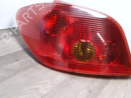 Used Left taillight PEUGEOT 307 (3A/C) 1.6 16V (109 hp) 31041596