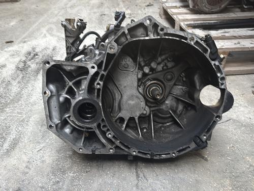 Used Gearbox NISSAN X-TRAIL I (T30) 2.2 dCi 4x4 (136 hp) 23504177