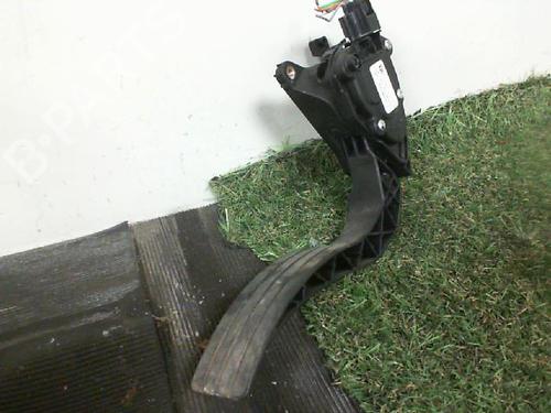 Used Pedal RENAULT CLIO IV (BH_) 0.9 TCe 90 (BHNF, BHMA, BHMH, BHJK, BHJR) (90 hp) 29120247
