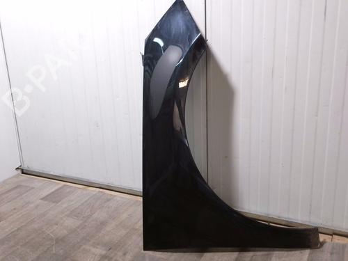 Używane Błotnik przedni prawy Błotnik przedni prawy AUDI A1 Sportback (8XA, 8XF) 1.2 TFSI (86 hp) 33660778 33660778