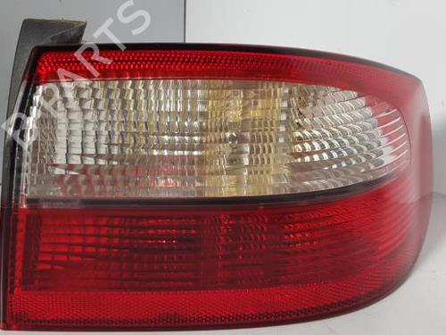 Used Right taillight RENAULT LAGUNA II (BG0/1_) 1.9 dCi (BG08, BG0G) (120 hp) 20879927