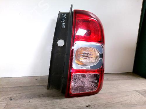 right-taillight-dacia-duster-hs_-2010-2011-2012-2013-2014-2015-2016-2017-2018-36356269 main image