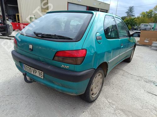 Right taillight PEUGEOT 306 Hatchback (7A, 7C, N3, N5) 1.9 D | BP29485272C35 