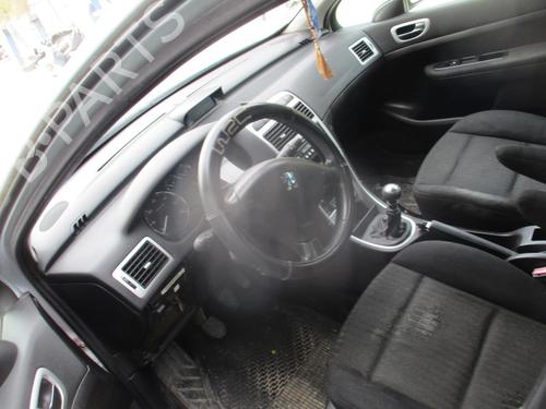 Steering column stalk PEUGEOT 307 Break (3E) 2.0 HDi 135 | BP27704811I23 