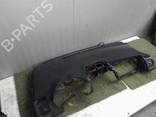 Used Dashboard Dashboard TOYOTA AURIS (_E15_) 1.4 D-4D (NDE150_, NDE150R) (90 hp) 21388651 21388651