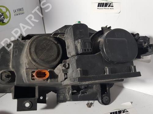 Right headlight RENAULT ESPACE III (JE0_) 2.2 dCi (JE0K) | BP25273978C29 