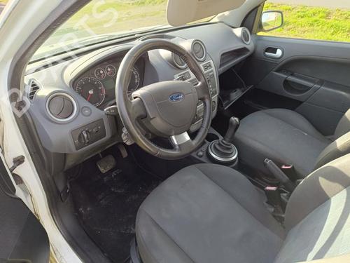 Left headlight FORD FIESTA V (JH_, JD_) 1.4 16V | BP30810707C28