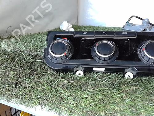 Used Climate control Climate control VW GOLF VI (5K1) 1.6 TDI (105 hp) 27987588 27987588