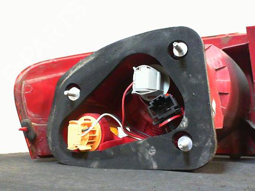 Used Right taillight Right taillight 21857499 21857499