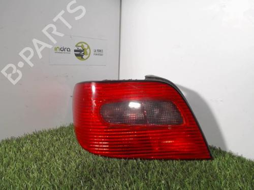 Used Right taillight CITROËN XSARA (N1) 1.6 16V (109 hp) 21852662