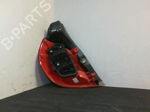 Used Right taillight Right taillight 21857564 21857564