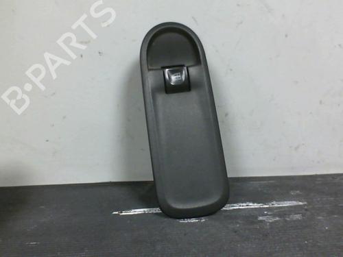 Used Right front window switch DACIA DUSTER (HS_) 1.5 dCi (109 hp) 26577441