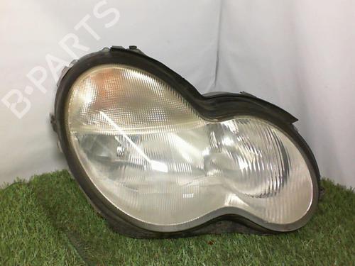 Used Right headlight MERCEDES-BENZ C-CLASS (W203) C 200 CDI (203.004) (116 hp) 20879311
