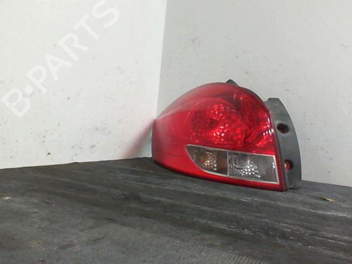 Used Left taillight RENAULT CLIO III Grandtour (KR0/1_) 1.2 16V (KR0P) (101 hp) 20878329