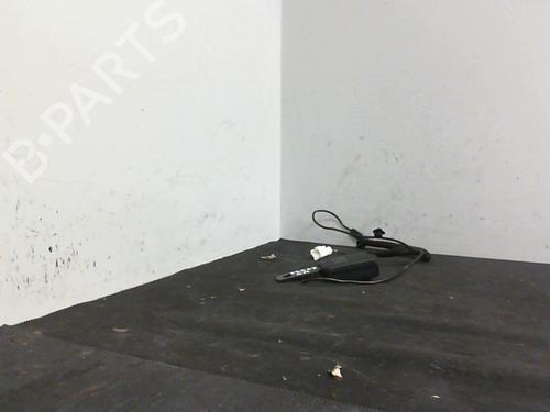 Used Seat buckle PEUGEOT 1007 (KM_) 1.4 HDi (68 hp) 21857138