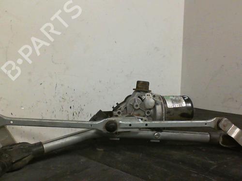Used Front wiper motor RENAULT MEGANE III Hatchback (BZ0/1_, B3_) 1.5 dCi (BZ09, BZ0D, BZ1W, BZ29, BZ14) (110 hp) 21857130