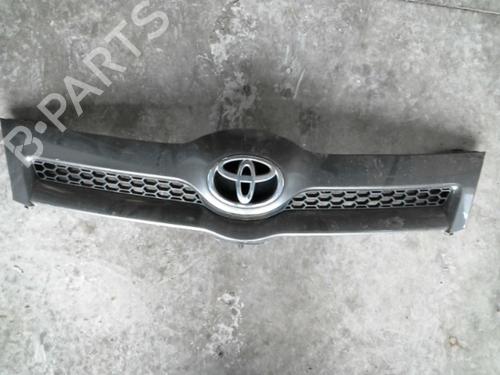 Grill TOYOTA COROLLA Verso (ZER_, ZZE12_, R1_) 2.2 D-4D (AUR10_, AUR10R) (136 hp) 21854082
