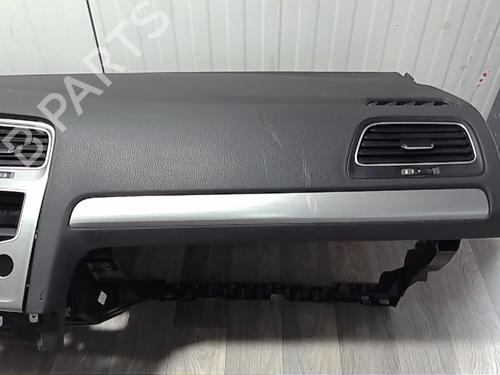 Instrumentbord VW GOLF VII (5G1, BQ1, BE1, BE2) 1.6 TDI | BP30000128C46