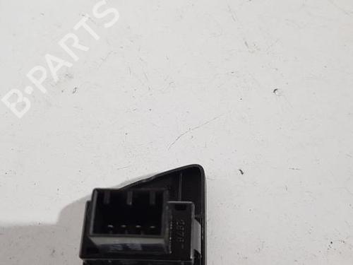 Right front window switch FIAT 500 (312_) 1.2 (312AXA1A) | BP20879363I26 