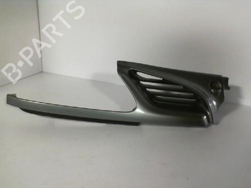 Used Grille RENAULT MEGANE I (BA0/1_) 1.9 D Eco (BA0A, BA0U, BA0R) (64 hp) 21850575