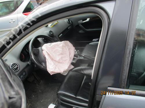 Silniczek wycieraczek przednich AUDI A3 Sportback (8PA) 2.0 TDI 16V | BP30810736M29 