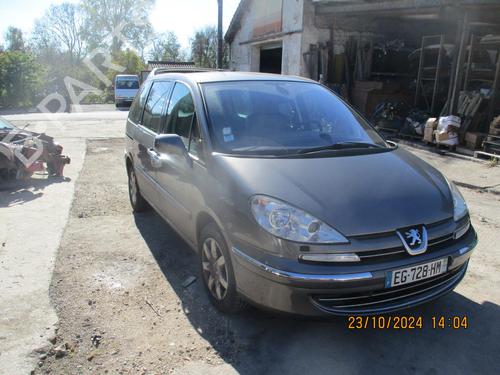 Brugte PEUGEOT 807 (EB_) 2.2 HDi 2386444