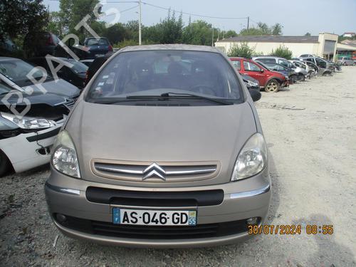 Left headlight CITROËN XSARA PICASSO (N68) 2.0 HDi | BP21857405C28 