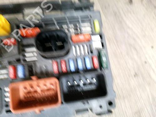 Fuse box CITROËN C4 I (LC_) 1.6 HDi | BP37501687E1 - Image 3