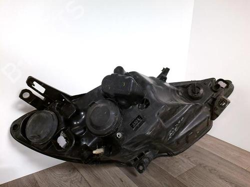 Left headlight PEUGEOT 1007 (KM_) 1.4 HDi | BP20879637C28