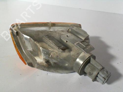 Used Left front indicator Left front indicator VW POLO II (86C, 80) [1981-1994] 21850566 21850566