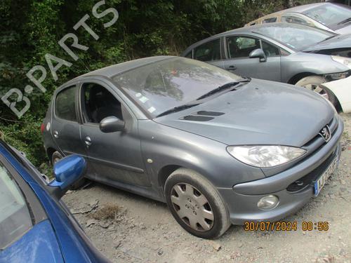 Right headlight PEUGEOT 206 Hatchback (2A/C) 1.6 HDi 110 | BP21857426C29 
