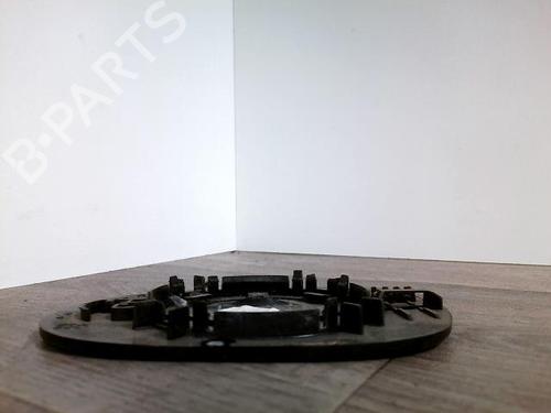 Used Right mirror glass Right mirror glass 30683090 30683090