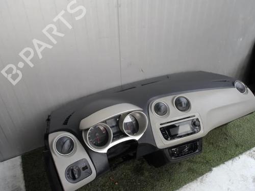 Used Dashboard SEAT IBIZA IV (6J5, 6P1) 1.6 (105 hp) 20879132