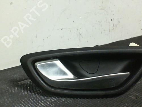 front-left-exterior-door-handle-renault-megane-iv-hatchback-b9amn_-15-dci-90-b9a1-806718801r-2015-22241537 main image