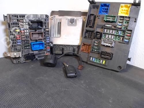 Used Electronic module CITROËN C4 II (NC_) 1.6 HDi 90 (92 hp) 21857644