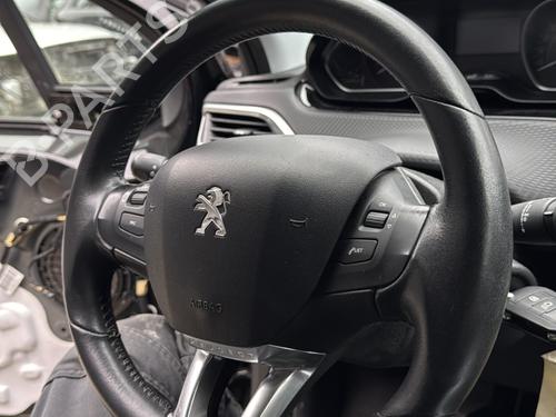 Used Steering wheel Steering wheel PEUGEOT 2008 I (CU_) 1.2 THP 110 / PureTech 110 (110 hp) 22596759 22596759
