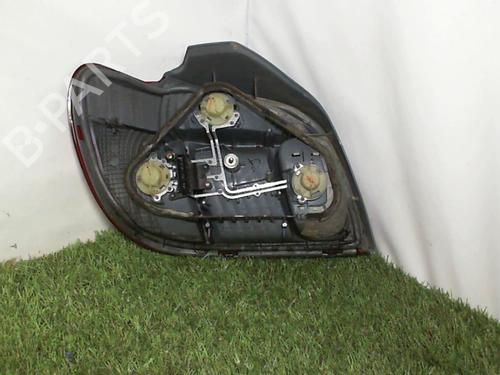 Used Right taillight Right taillight TOYOTA YARIS (_P1_) 1.0 (SCP10_, SCP10R) (65 hp) 21855811 21855811
