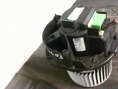 Used Heater blower motor Heater blower motor DACIA SANDERO III 1.0 SCe 65 (67 hp) 29757268 29757268