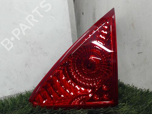 Used Right tailgate light Right tailgate light PEUGEOT 3008 I MPV (0U_) 1.6 HDi (109 hp) 20885097 20885097