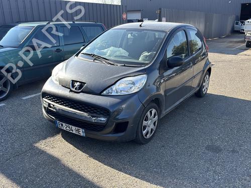 Used Parts PEUGEOT 107 (PM_, PN_)  1.0  4663211