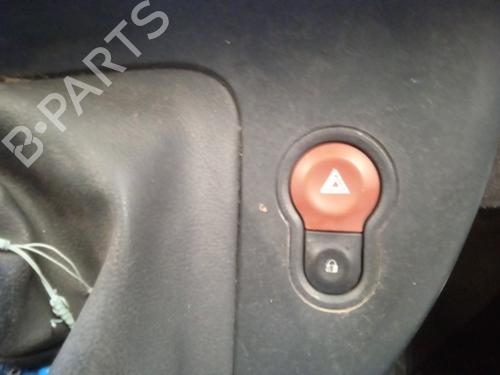 Bouton de warning RENAULT KANGOO Express (FW0/1_) 1.5 dCi 85 (FW0K, FW0L, FW0B) | BP21280282I22 