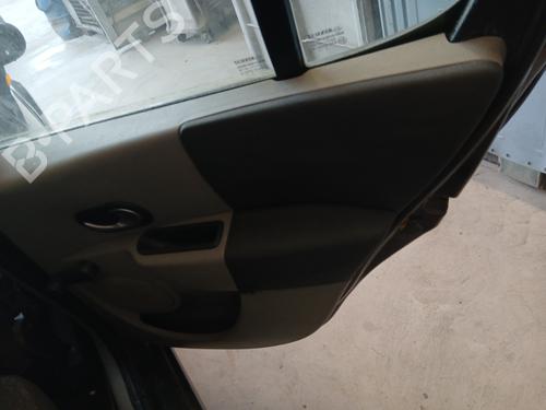 Elevalunas trasero derecho RENAULT MODUS / GRAND MODUS (F/JP0_) 1.5 dCi (FP0D, JP0D) (82 hp) 31330029