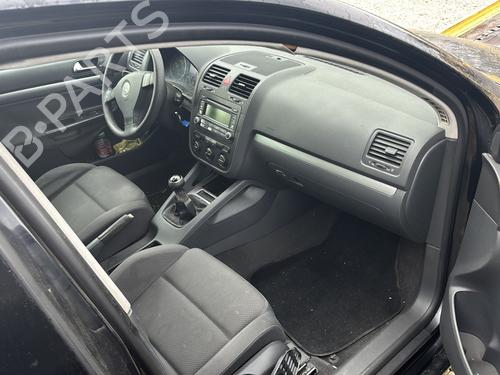 Front right seatbelt VW GOLF V (1K1) 2.0 TDI | BP30338798I25