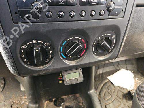 Commande Chauffage Commande Chauffage CITROËN BERLINGO / BERLINGO FIRST MPV (MF_, GJK_, GFK_) [1996-2026] 36010419 36010419