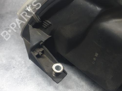 Used Right headlight Right headlight VW PASSAT B5.5 Variant (3B6) 1.9 TDI (130 hp) 27149555 27149555