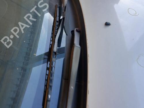 front-windshield-wiper-arm-mazda-2-dy-2003-2004-2005-2006-2007-36140782 main image